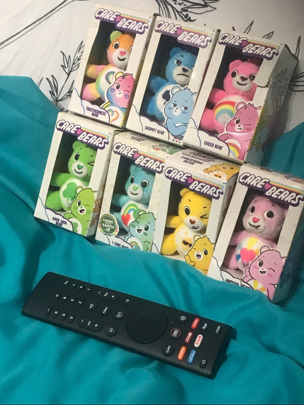 Care Bears Boxed Plush Set - Rainbow, Green, Blue, Pink, Yellow 🌼🌼CARE BEARS 🌼 - Picture 6 of 15